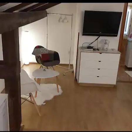 Mafi Guest house 2*