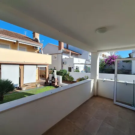 Mafi Guest house