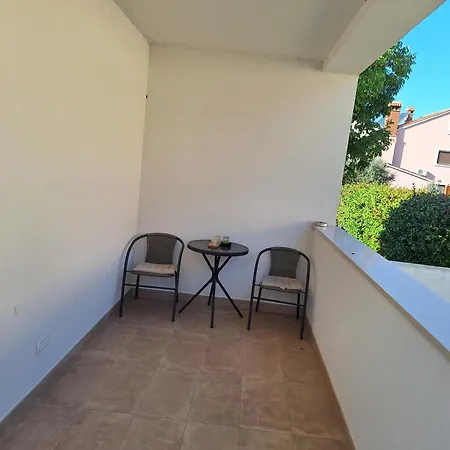Guest house Mafi 2*